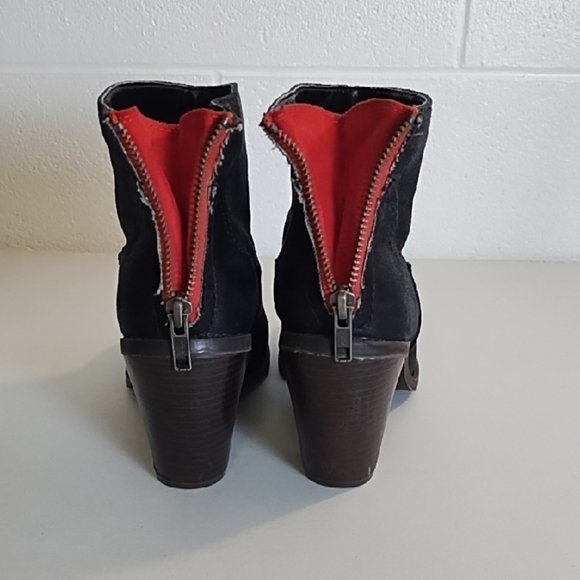 Vintage Massimo Black Heeled Ankle Boots Zip Back Red Opening Rubber Soles - Picture 5 of 16